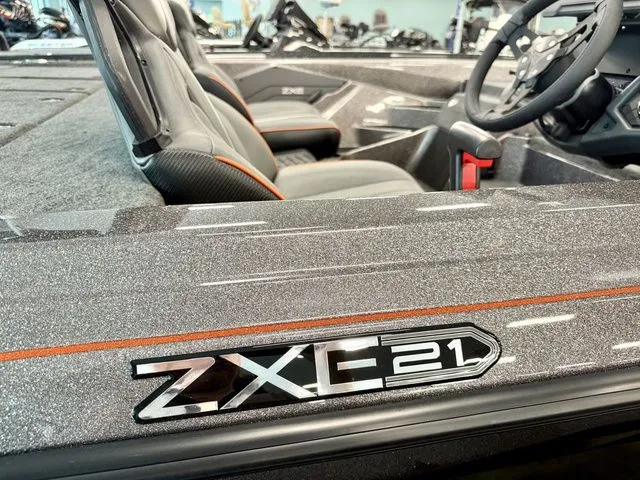 Slide: The Image of Skeeter ZXE21 2026 - 3