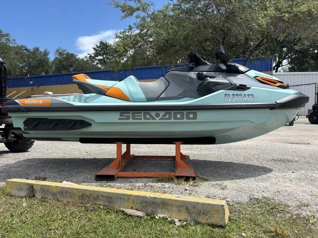 The Image of Sea-Doo Wake 2023 - 1