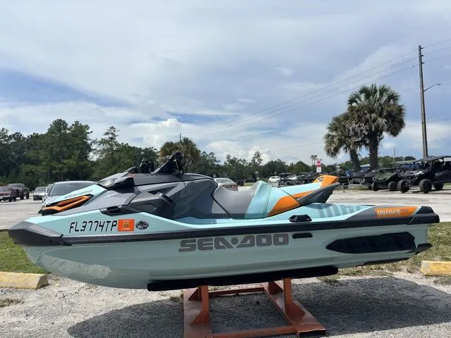 Slide: The Image of Sea-Doo Wake 2023 - 5