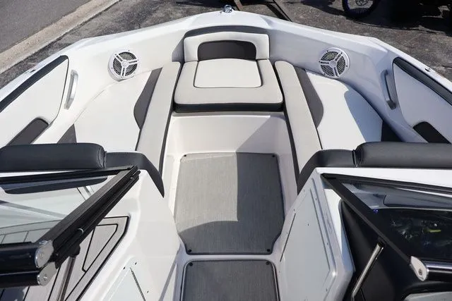 Slide: The Image of Yamaha AR195 2024 - 12