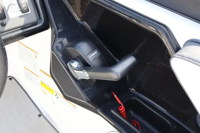 Slide: The Image of Yamaha AR195 2024 - 20