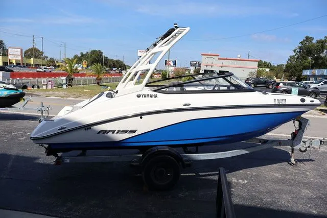 Slide: The Image of Yamaha AR195 2024 - 7