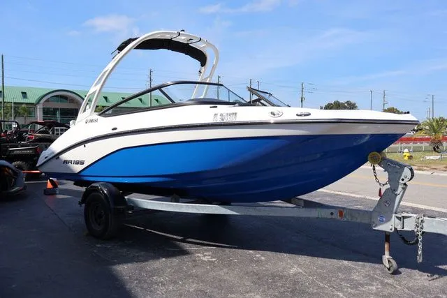 Slide: The Image of Yamaha AR195 2024 - 8