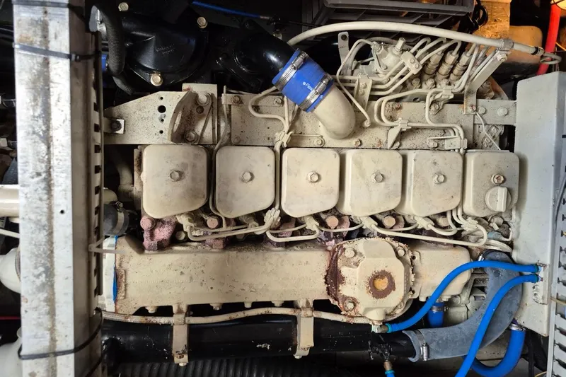Slide: The Image of Engine of 1991 Carver 36 Aft Cabin Motor Yacht, showing detailed components and connections. - 40