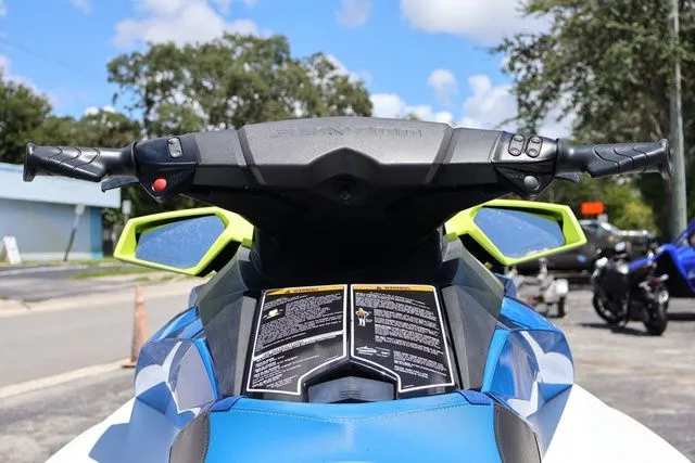 Slide: The Image of Sea-Doo Wake 155 2016 - 13