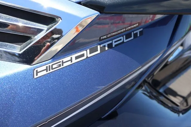 Slide: The Image of Yamaha FX CR 2016 - 10