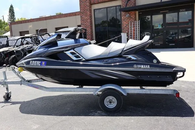 Slide: The Image of Yamaha FX CR 2016 - 3