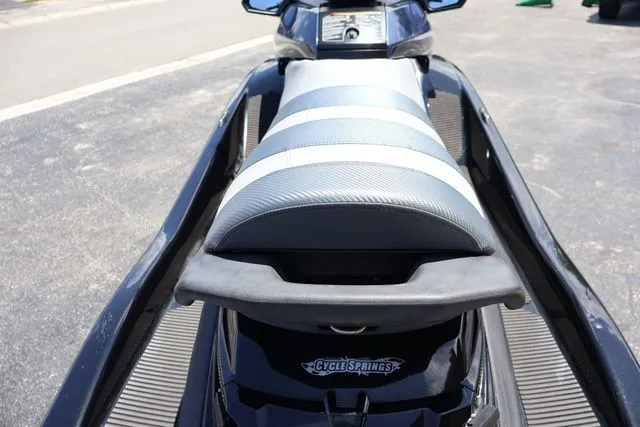 Slide: The Image of Yamaha FX CR 2016 - 12