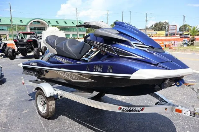 Slide: The Image of Yamaha FX Cruiser SHO 2013 - 8