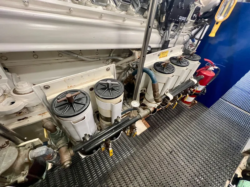 Slide: The Image of Hatteras 82 Convertible 1996 - 102