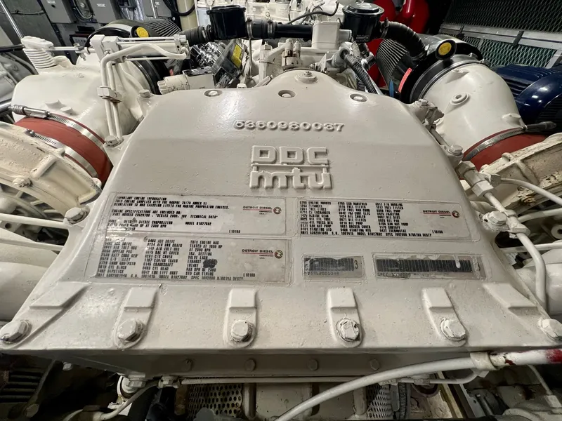 Slide: The Image of Hatteras 82 Convertible 1996 - 107