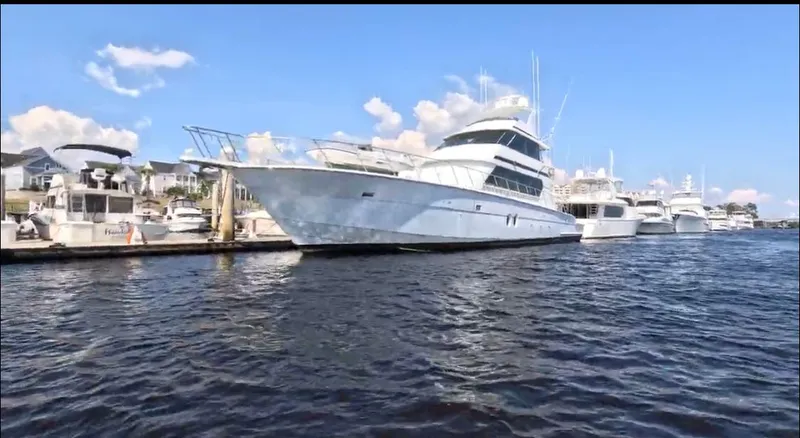 Slide: The Image of Hatteras 82 Convertible 1996 - 124