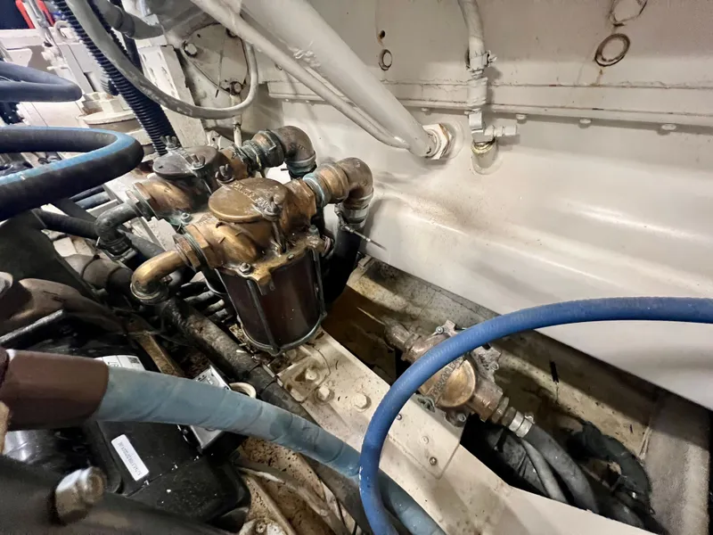 Slide: The Image of Hatteras 82 Convertible 1996 - 132