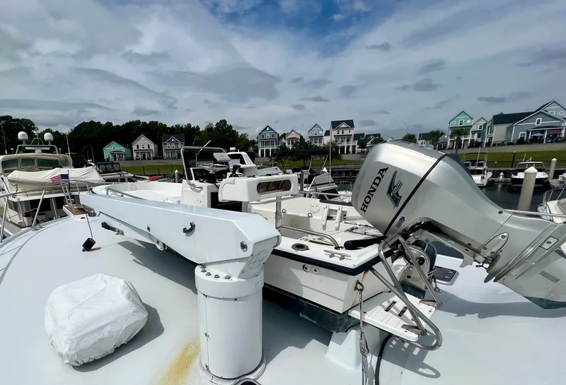 Slide: The Image of Hatteras 82 Convertible 1996 - 24