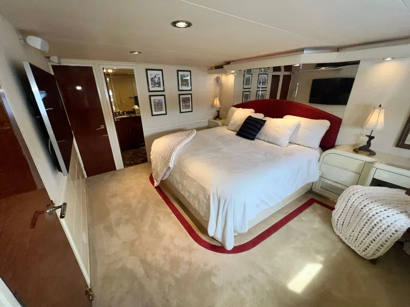 Slide: The Image of Hatteras 82 Convertible 1996 - 56