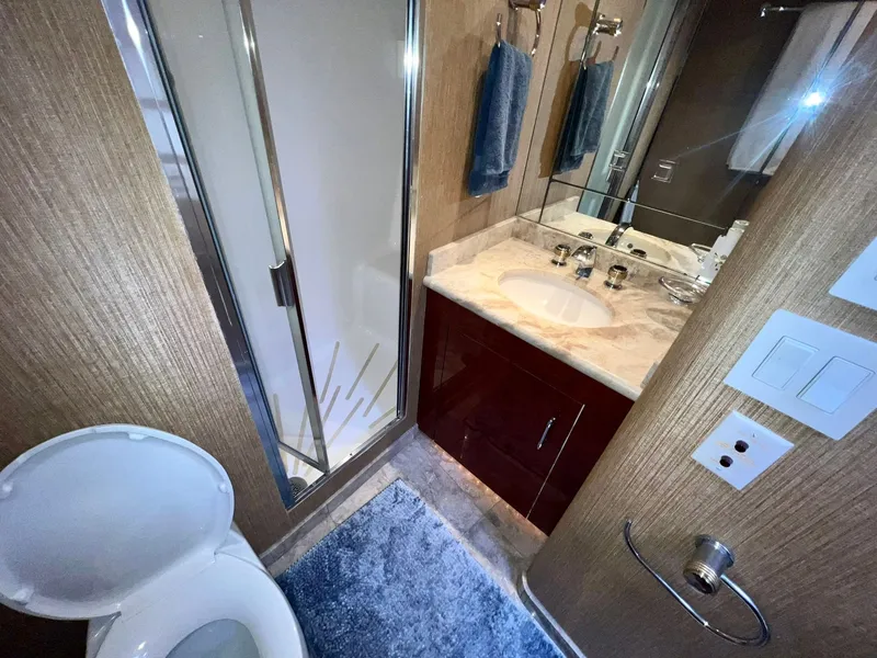 Slide: The Image of Hatteras 82 Convertible 1996 - 66