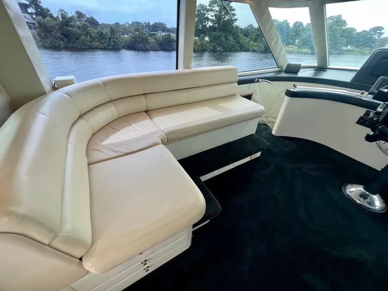 Slide: The Image of Hatteras 82 Convertible 1996 - 75