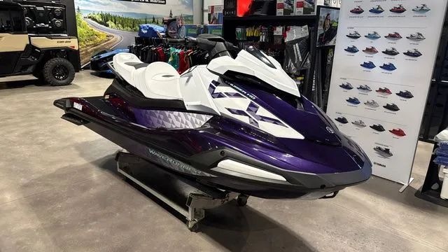 Slide: The Image of Yamaha VX Cruiser HO 2026 - 15
