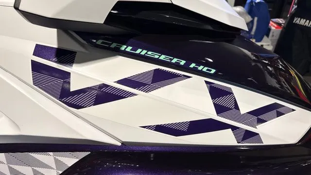 Slide: The Image of Yamaha VX Cruiser HO 2026 - 18