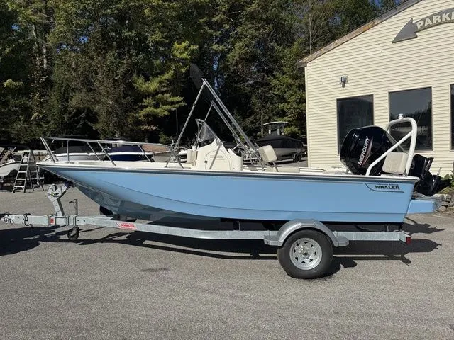 Slide: The Image of Boston Whaler 170 Montauk 2026 - 3