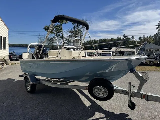 Slide: The Image of Boston Whaler 170 Montauk 2026 - 7