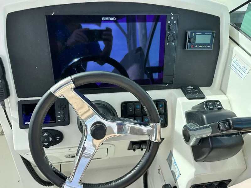 Slide: The Image of Sailfish 275 DC 2018 - 14