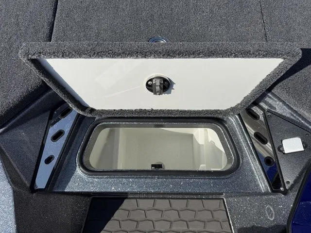 Slide: The Image of Ranger Z519R 2026 - 11