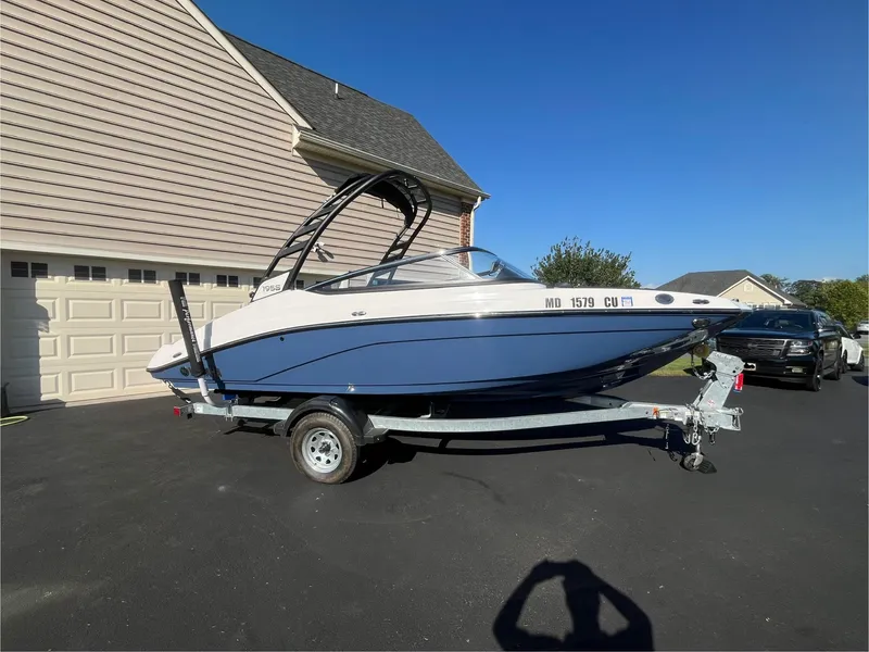 The Image of Yamaha 195S 2024 - 0