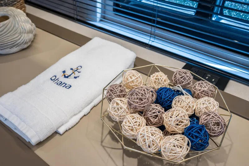 Slide: The Image of Decorative towel and wicker balls on Azimut Fly 50 yacht, 2020 model. - 36