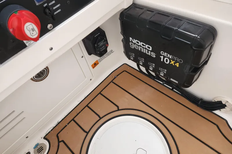 Slide: The Image of Interior of 2026 Caymas 291 boat with NOCO Genius GENPRO 10X4 charger. - 19