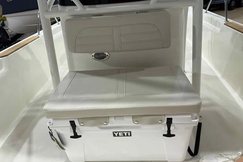 Slide: The Image of Boston Whaler 190 Montauk 2026 boat interior with Yeti cooler seat. - 13
