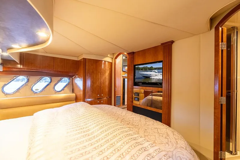 Slide: The Image of Master stateroom - 35