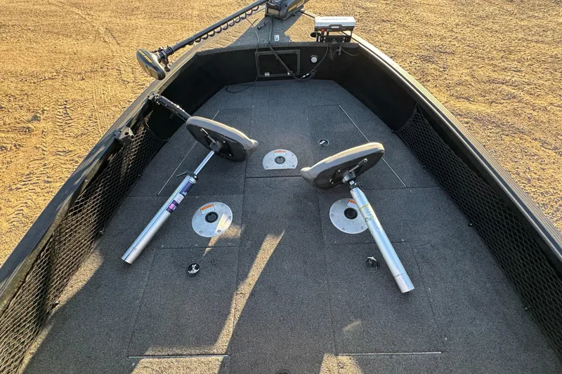 Slide: The Image of 2017 Alumacraft Competitor 205 Sport boat interior with two adjustable seats. - 15