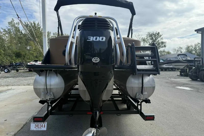 Slide: The Image of 2025 Bentley Pontoons Elite 253 Admiral with powerful 300 HP engine, rear view. - 3