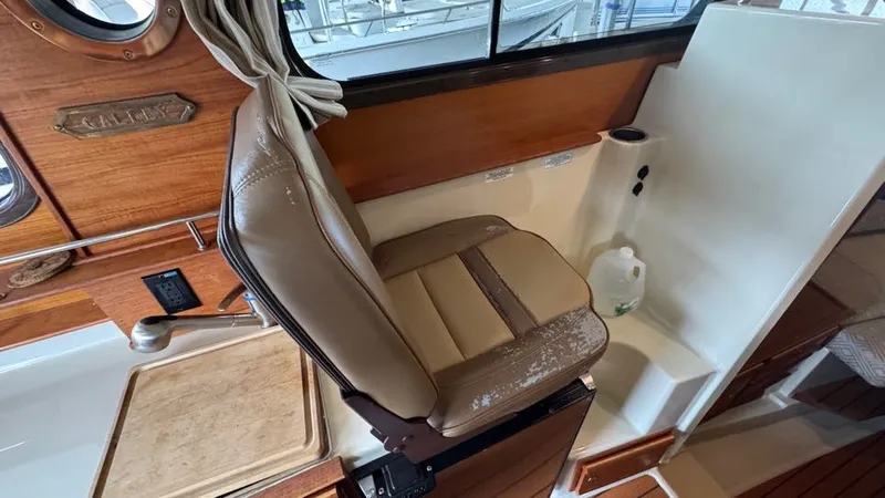 Slide: The Image of Port Side Seat - 16