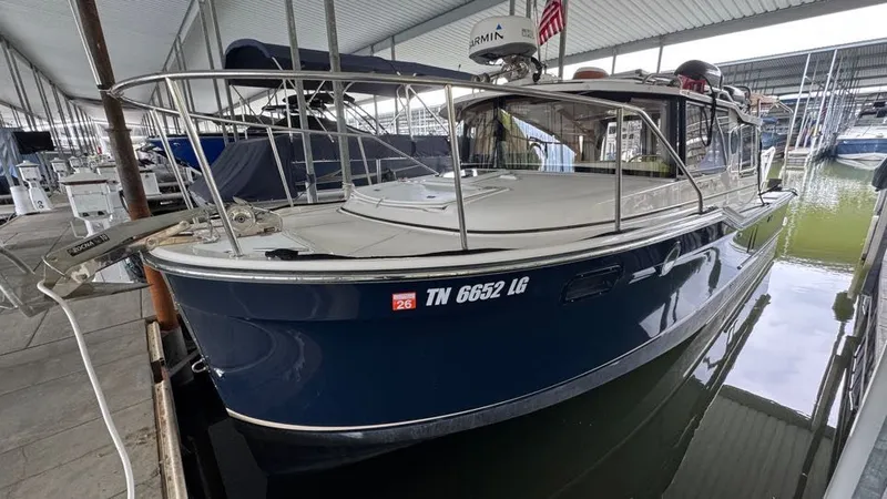 Slide: The Image of Exterior Port - 2