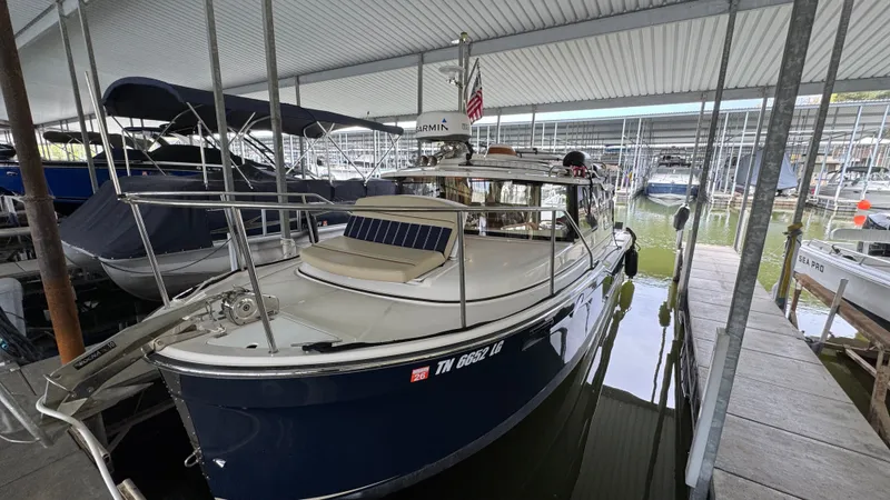 Slide: The Image of Exterior Port - 47