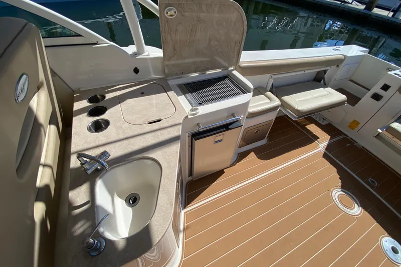 Slide: The Image of Cockpit Grill - 9