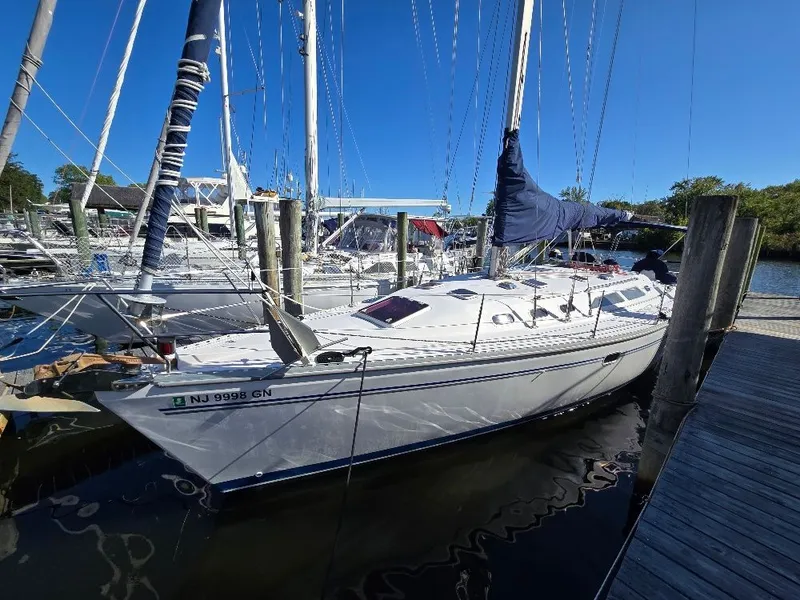 The Image of Catalina 400 2001 - 0