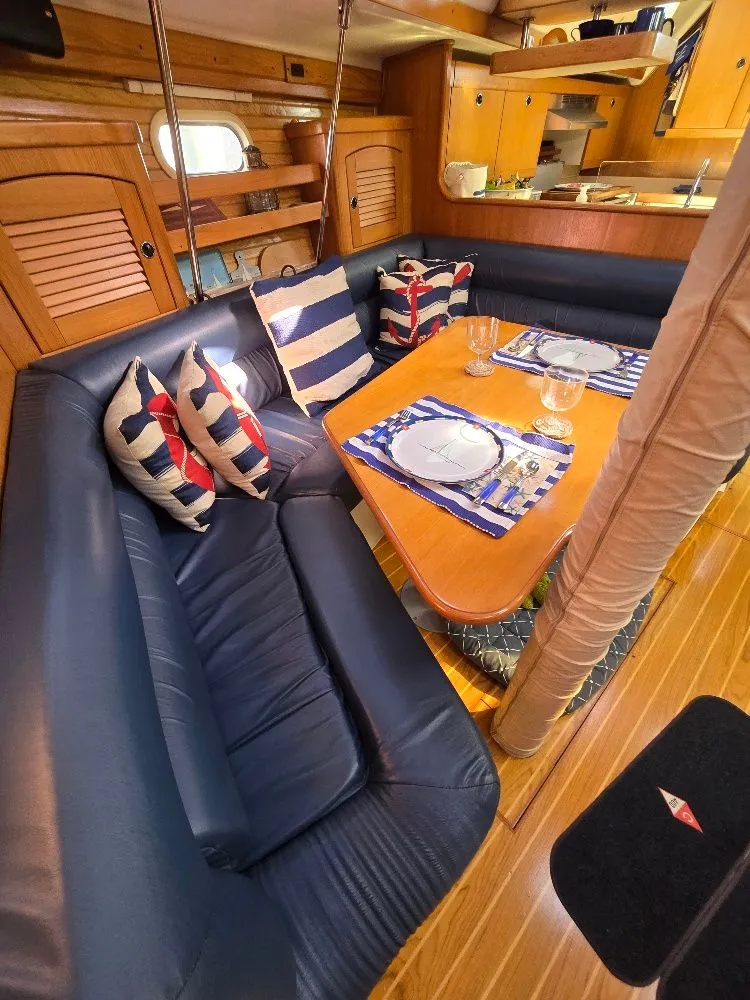 Slide: The Image of Catalina 400 2001 - 12