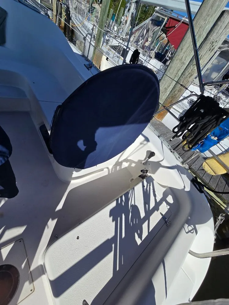 Slide: The Image of Catalina 400 2001 - 23