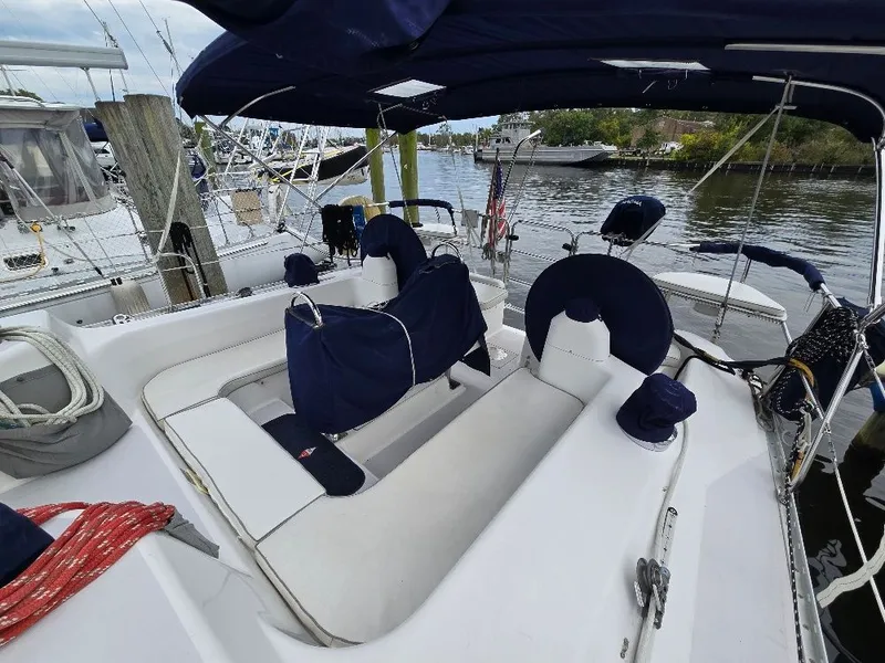 Slide: The Image of Catalina 400 2001 - 30