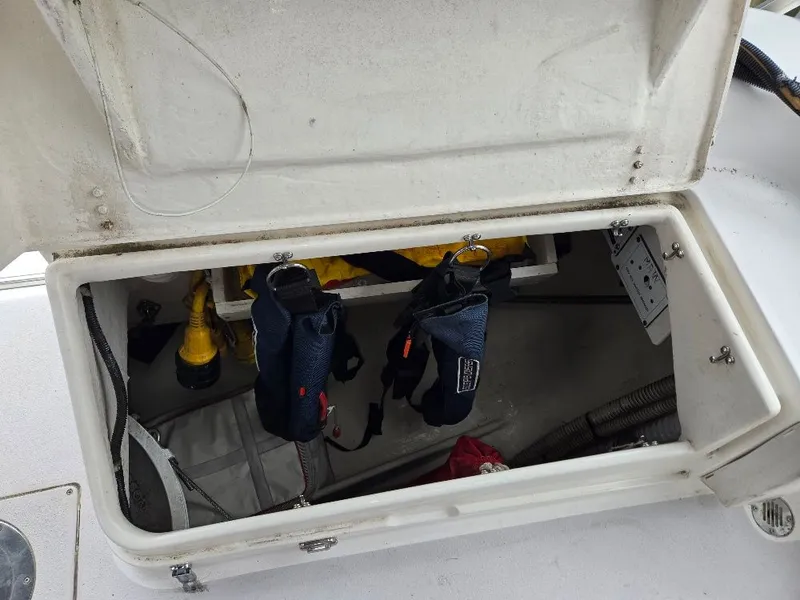 Slide: The Image of Catalina 400 2001 - 32