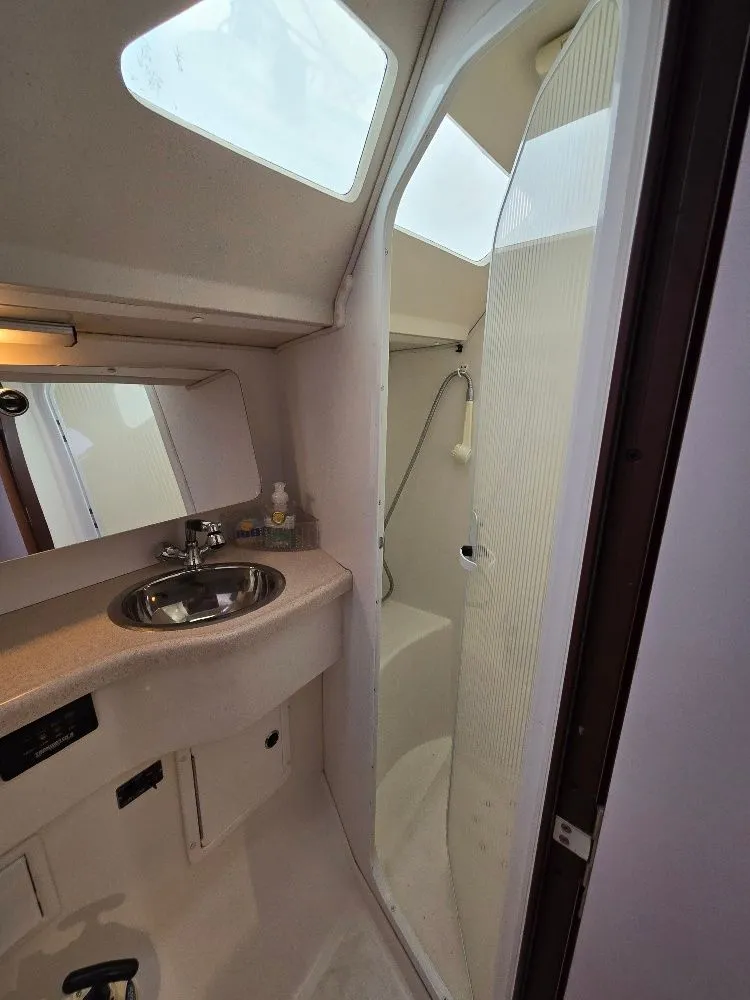 Slide: The Image of Catalina 400 2001 - 41