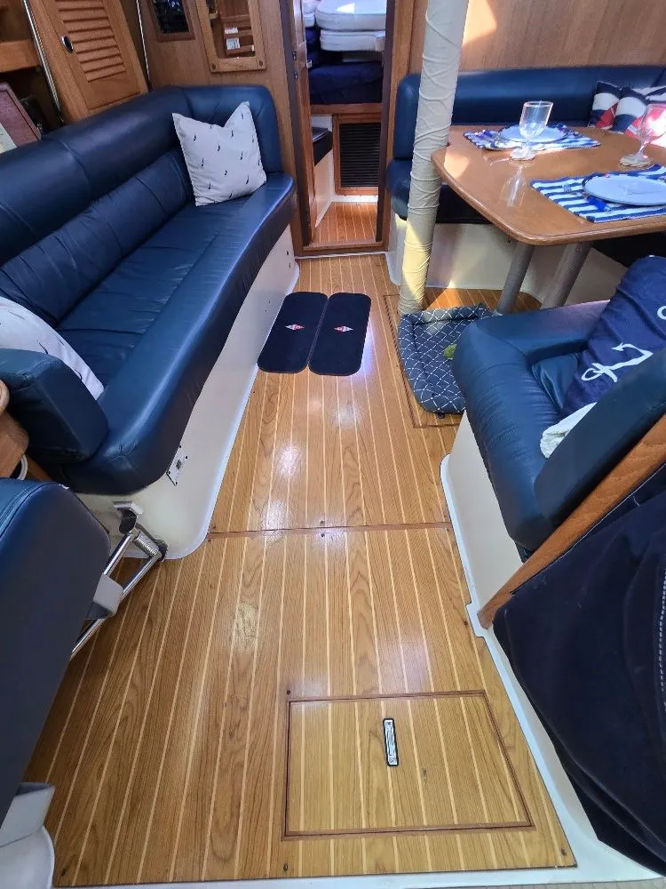 Slide: The Image of Catalina 400 2001 - 8