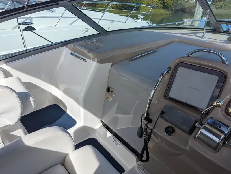 Slide: The Image of Sea Ray 340 Sundancer 2003 - 14