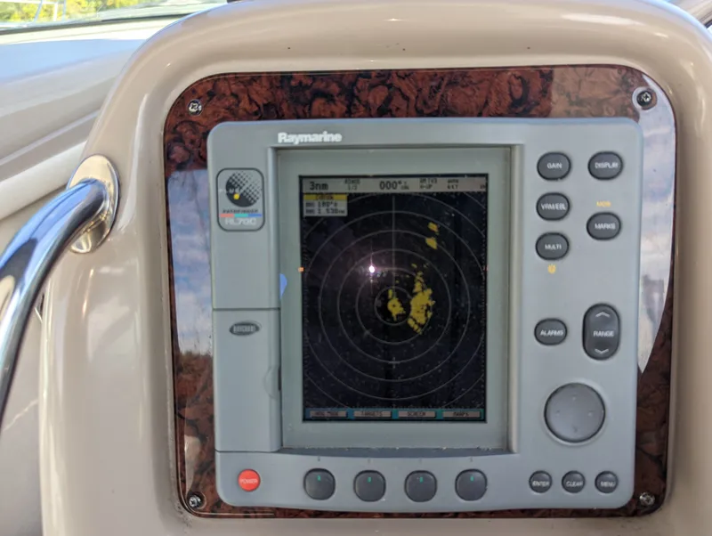 Slide: The Image of Sea Ray 340 Sundancer 2003 - 22