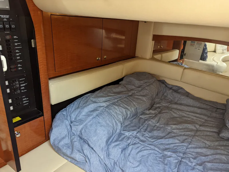 Slide: The Image of Sea Ray 340 Sundancer 2003 - 34