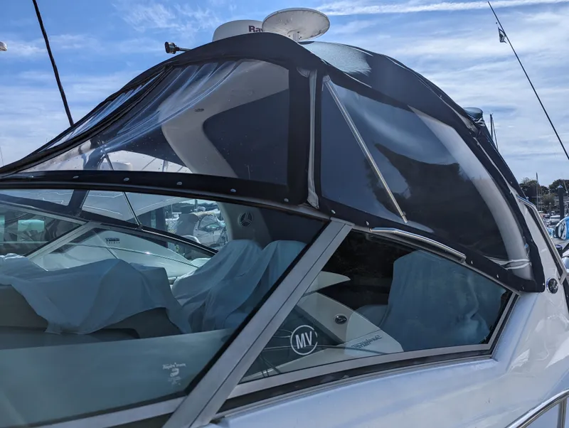 Slide: The Image of Sea Ray 340 Sundancer 2003 - 43