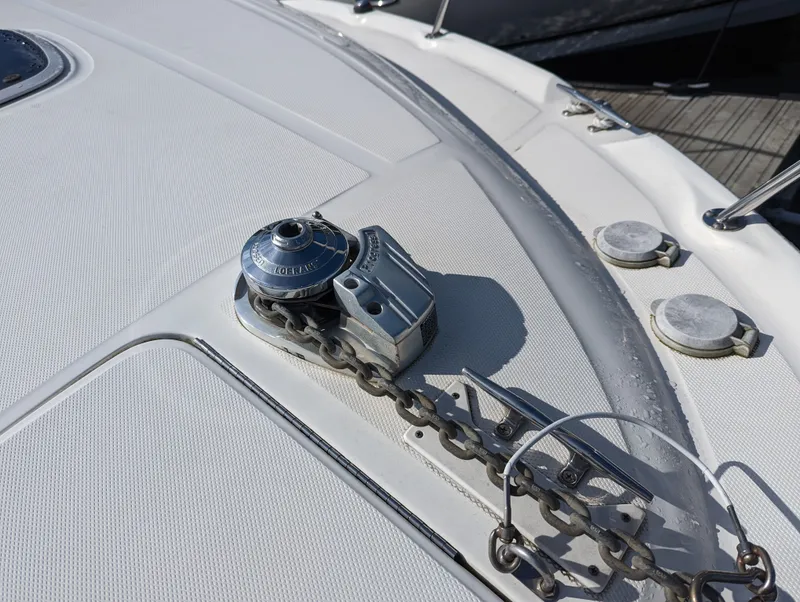 Slide: The Image of Sea Ray 340 Sundancer 2003 - 6